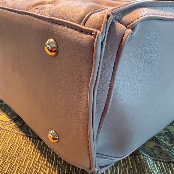 Adrienne Vittadini Carolina Collection Quilted Tote Bag NWT - Picture 13 of 14